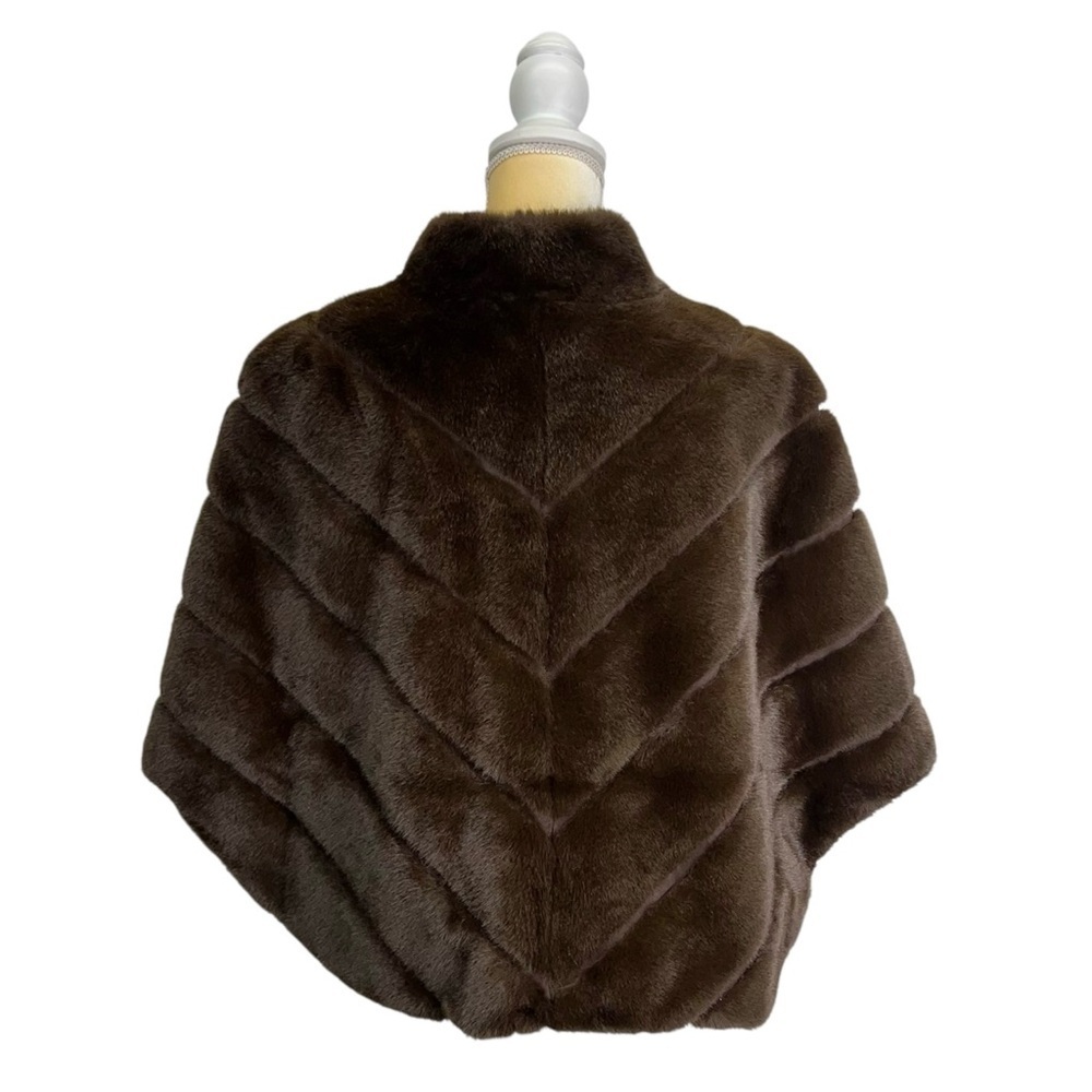 La Fiorentina Faux Fur Capelet Dark Brown Zip Front One Size Plush Cape New NWT - Picture 4 of 8